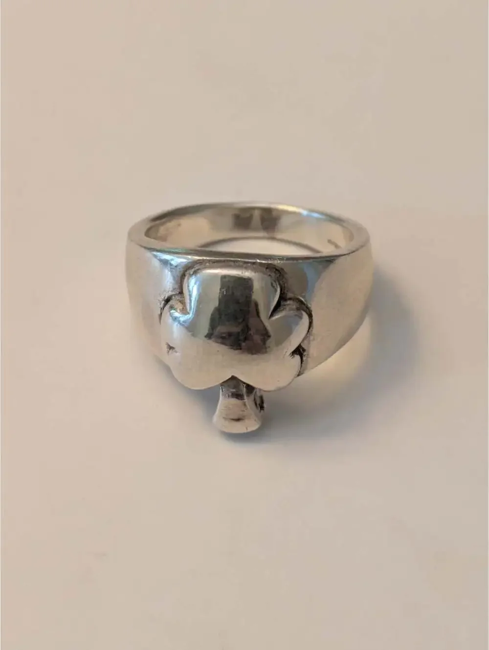 1980's solid sterling silver lucky clover shamrock ring